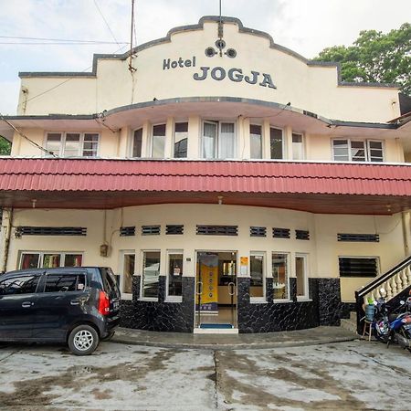 Hotel Jogja Bukittinggi Extérieur photo